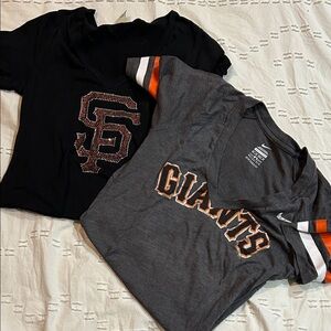 Women’s Black and Gray SF Giants baseball Tees (XS, M)